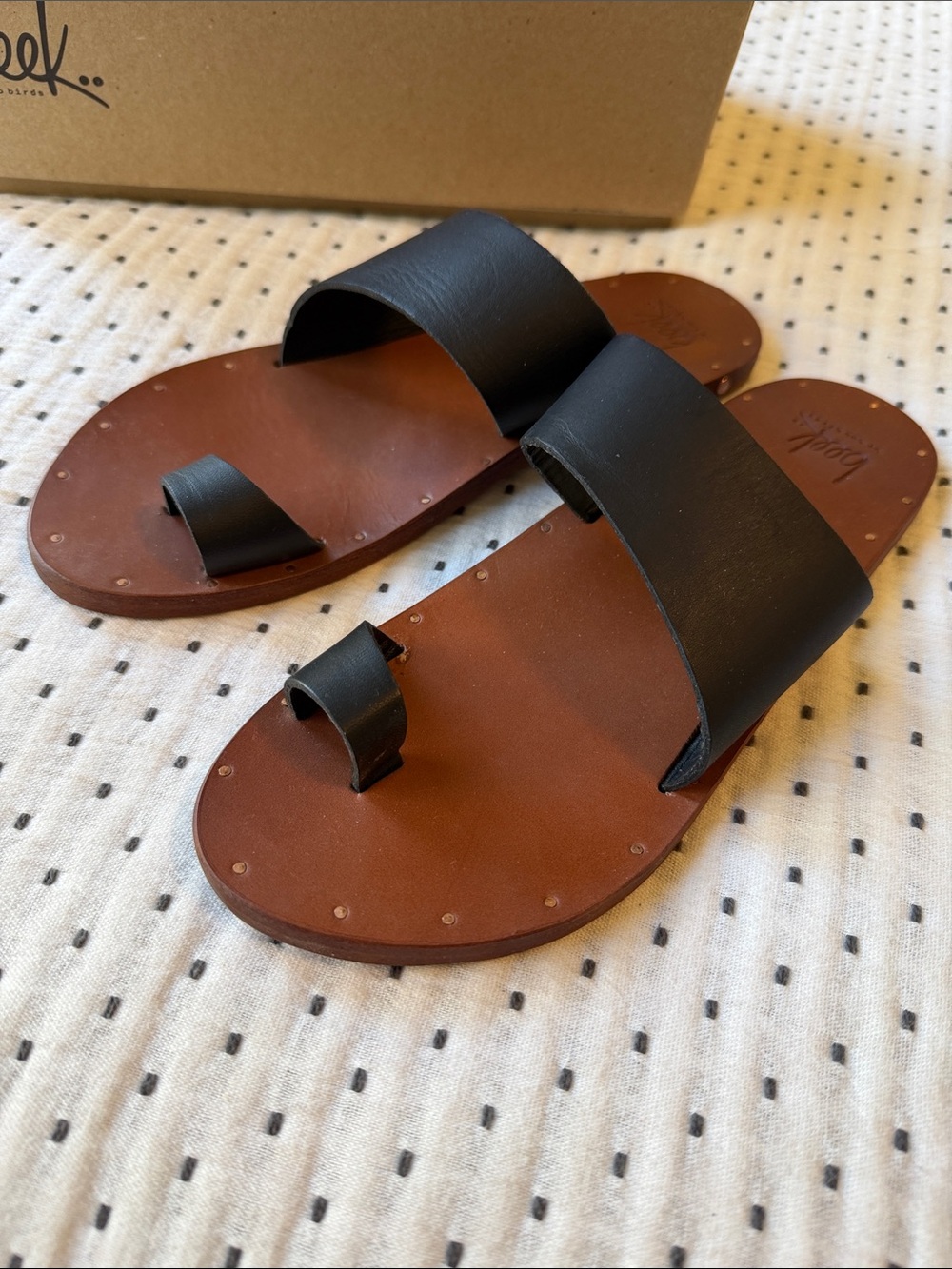 Beek Finch Leather Toe Ring Sandal NWT